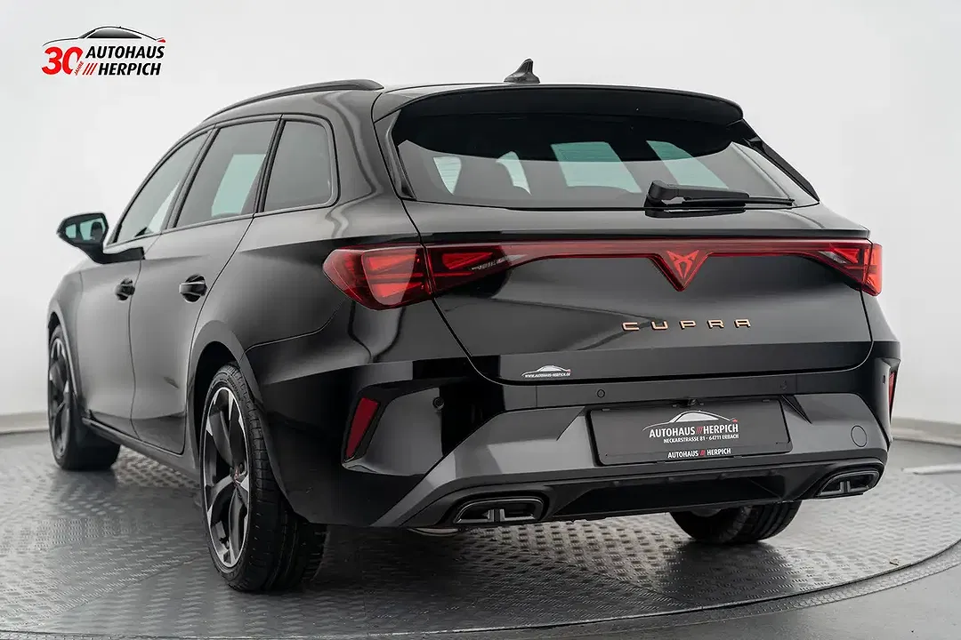 CUPRA Leon - Thumbnail 3