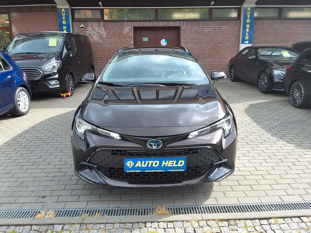 Toyota Corolla - Thumbnail 8
