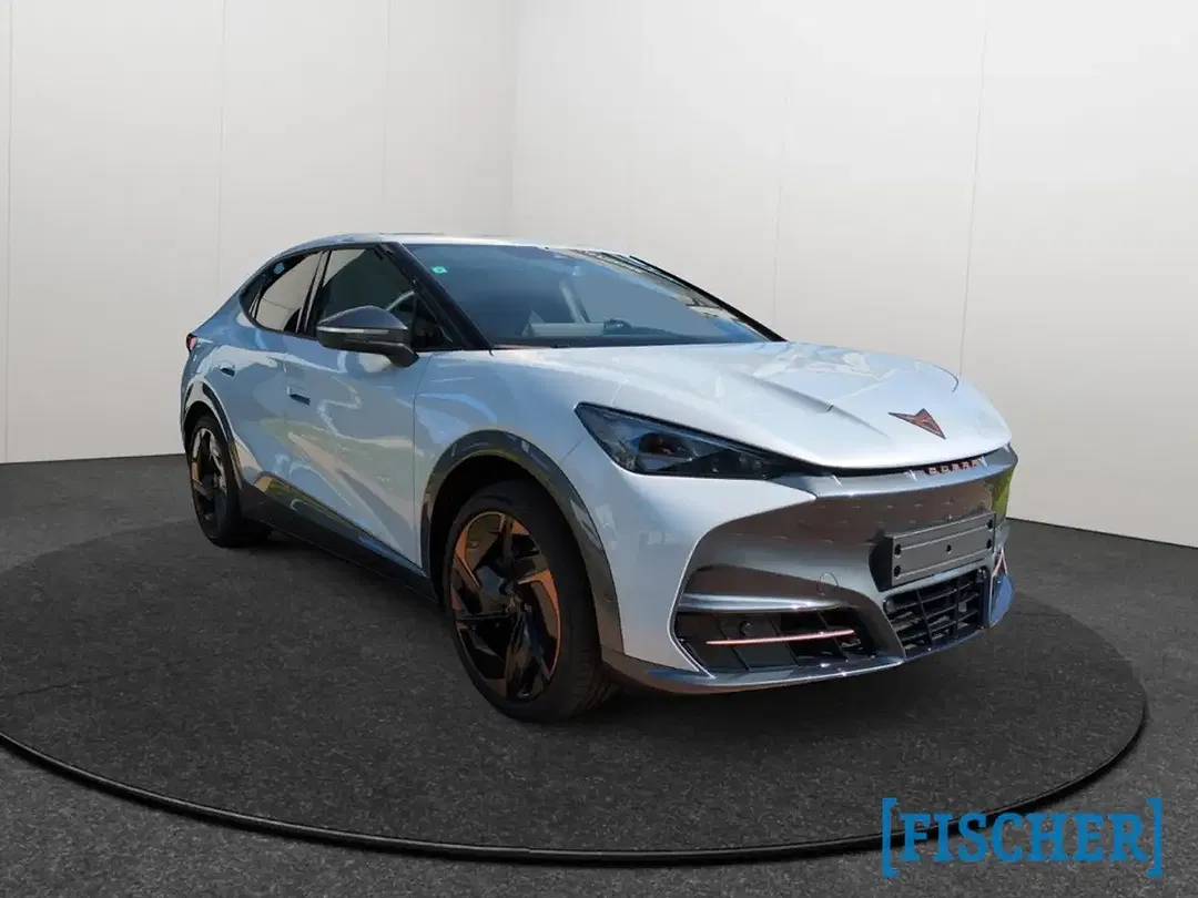CUPRA Tavascan - Thumbnail 3