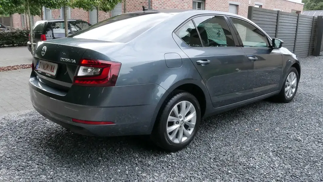 Skoda Octavia - Thumbnail 7