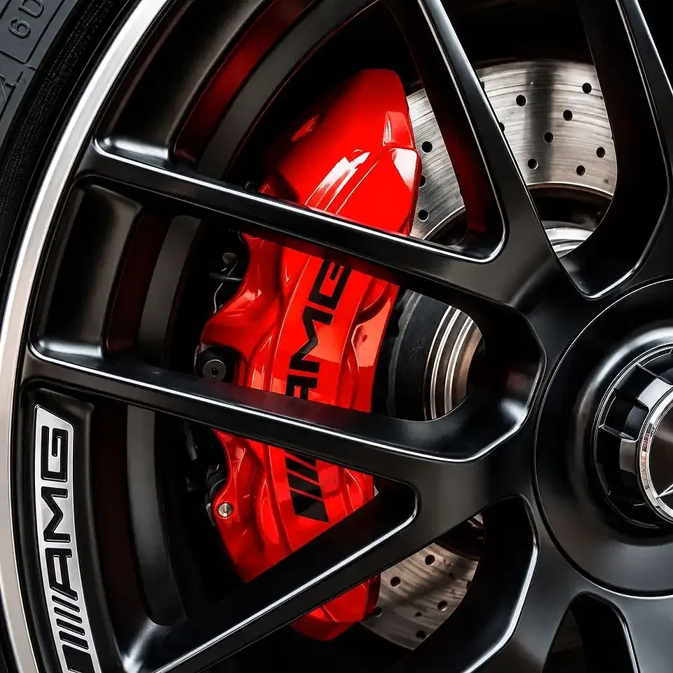 Mercedes-Benz C 63 AMG - Thumbnail 12
