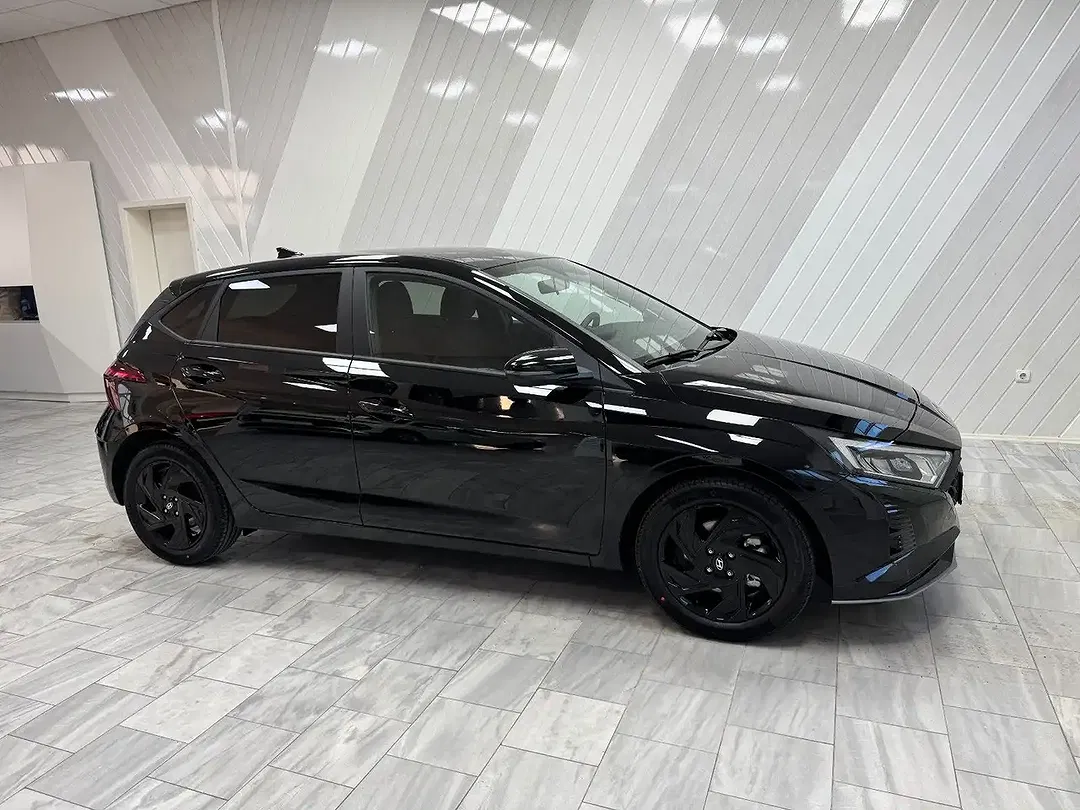 Hyundai i20 - Thumbnail 1