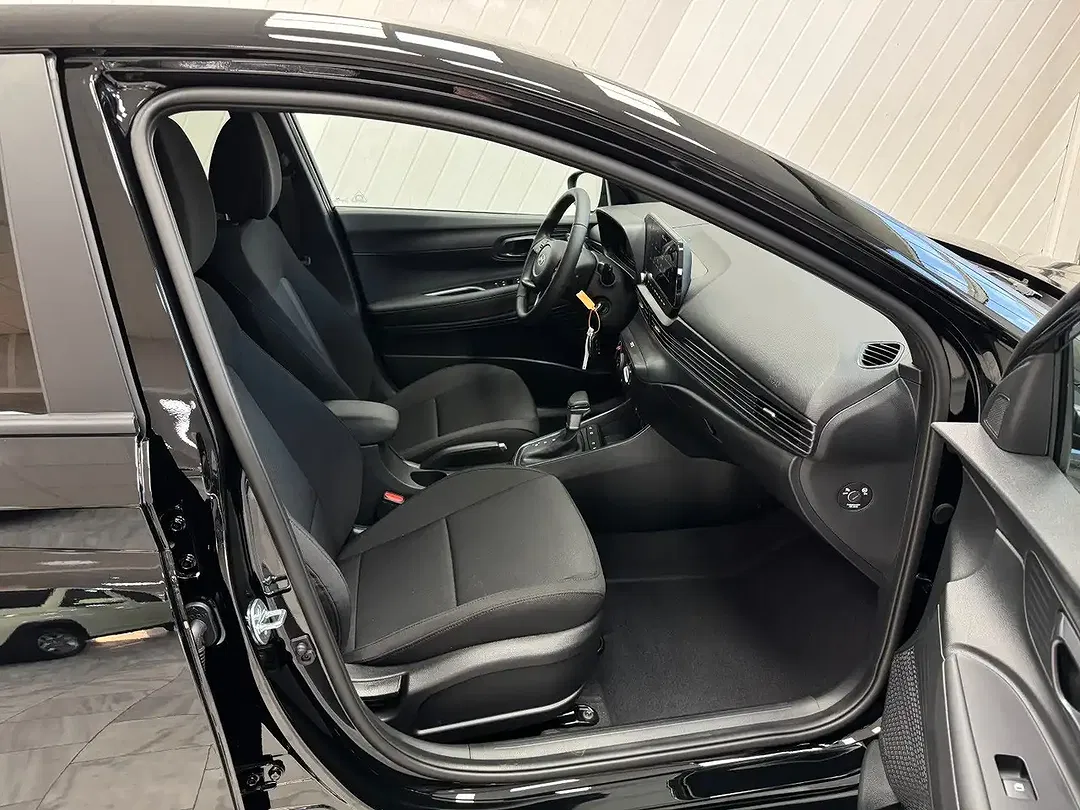 Hyundai i20 - Thumbnail 13