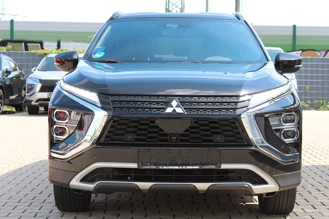 Mitsubishi Eclipse Cross - Thumbnail 3
