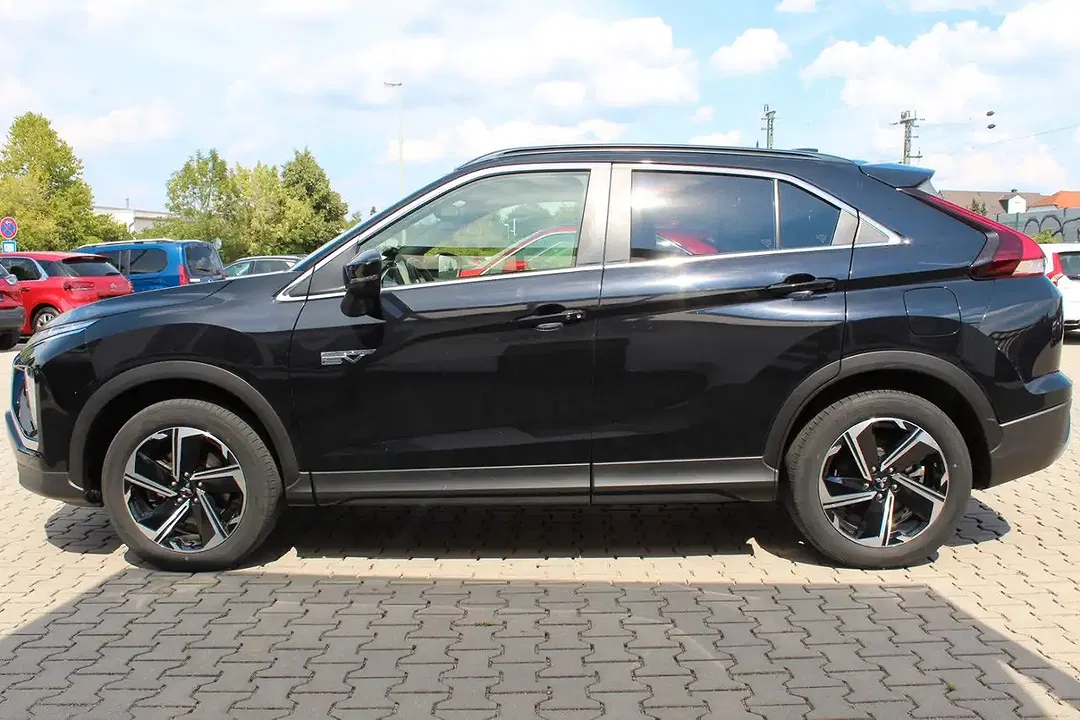 Mitsubishi Eclipse Cross - Thumbnail 9