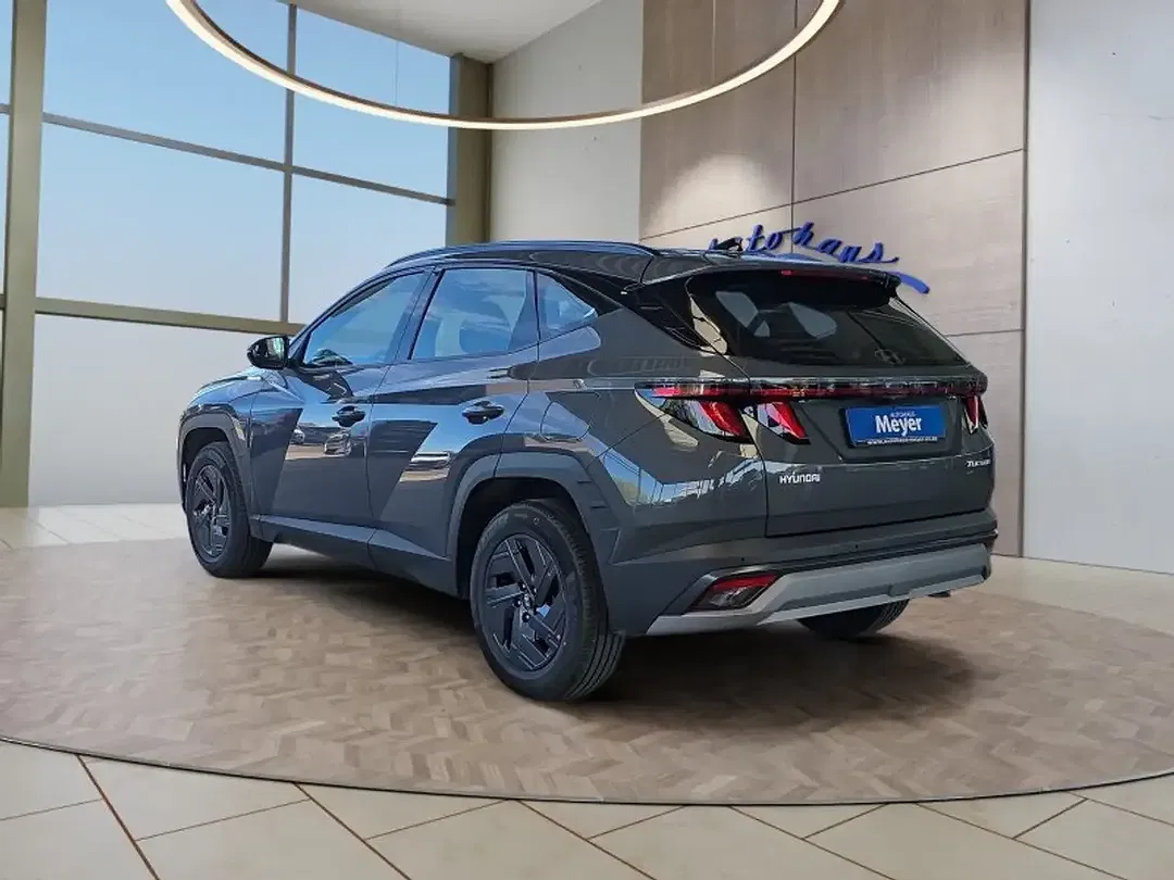 Hyundai TUCSON - Thumbnail 3