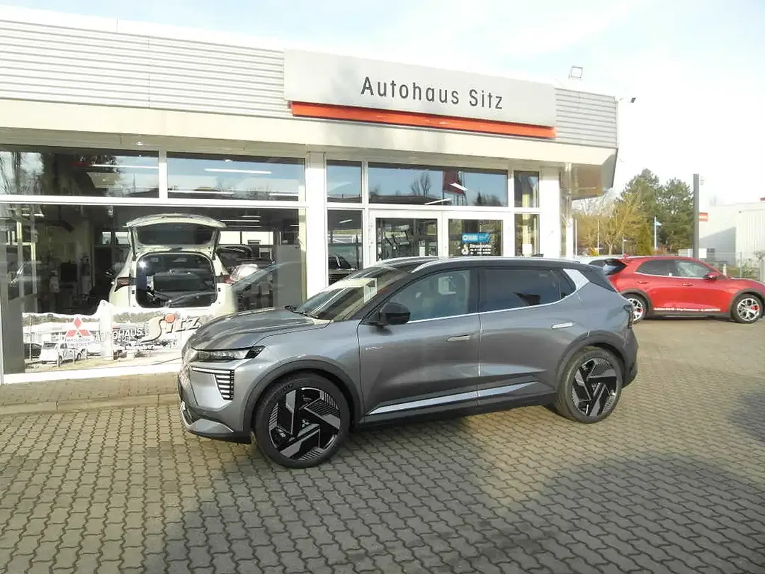 Mitsubishi Eclipse Cross - Thumbnail 1