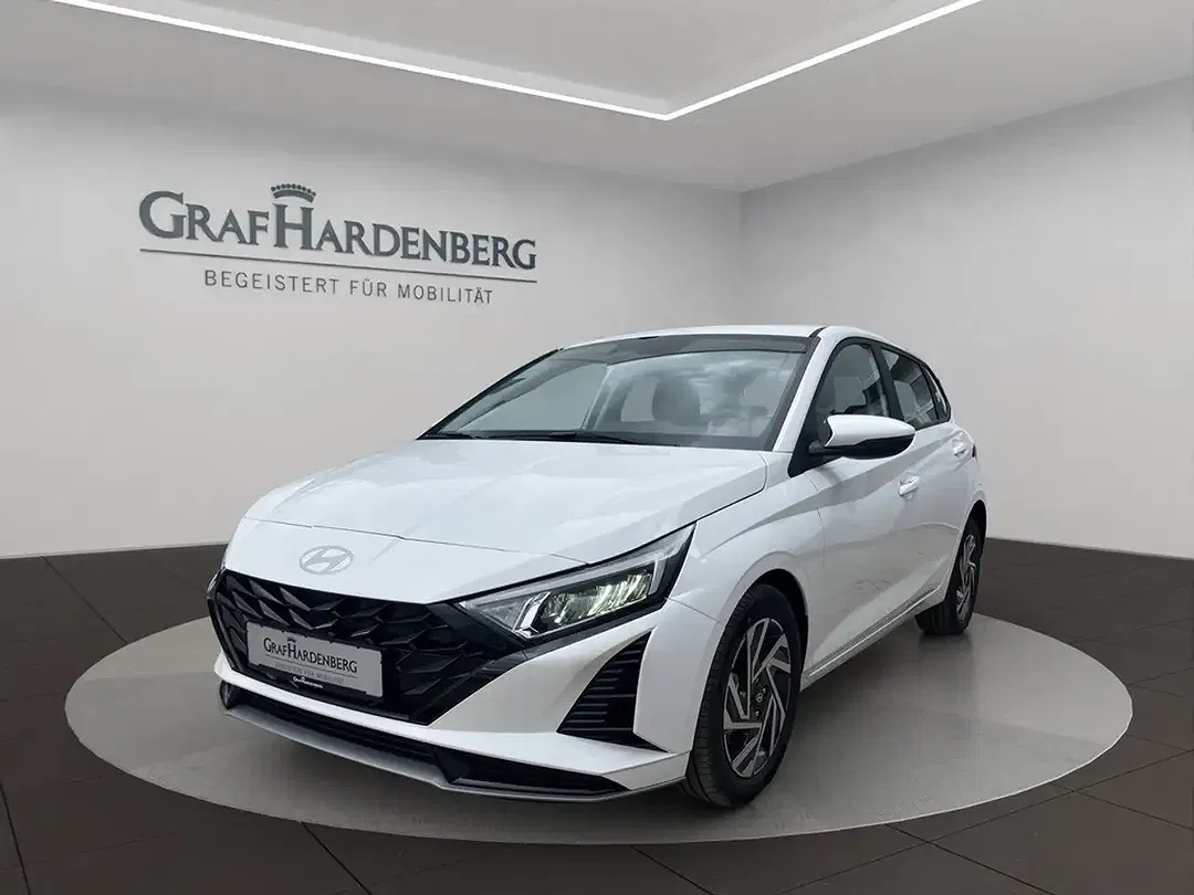 Hyundai i20 - Thumbnail 1
