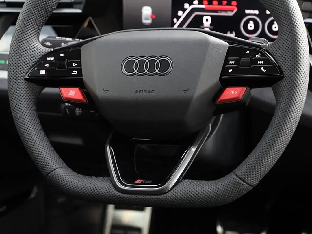 Audi RS3 - Thumbnail 10