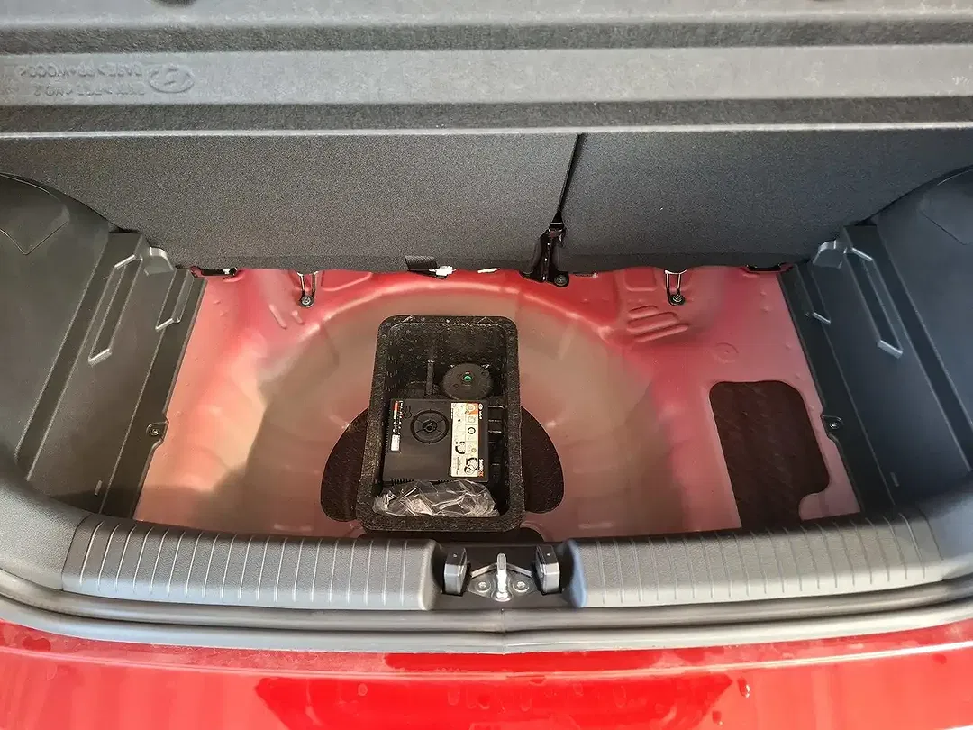 Hyundai i10 - Thumbnail 11