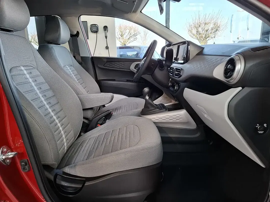 Hyundai i10 - Thumbnail 12