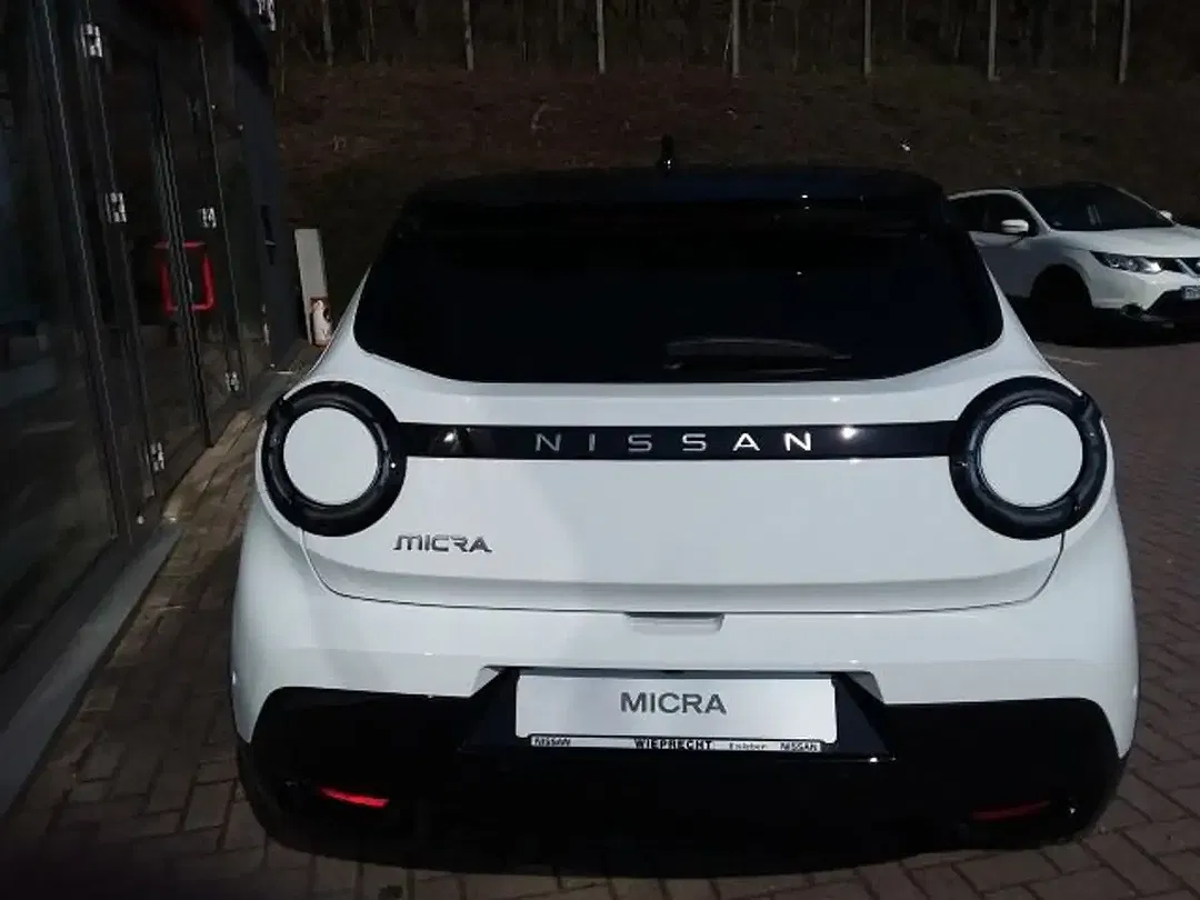 Nissan Micra - Thumbnail 5
