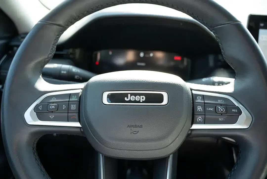 Jeep Compass - Thumbnail 14