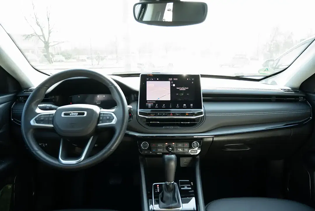 Jeep Compass - Thumbnail 6