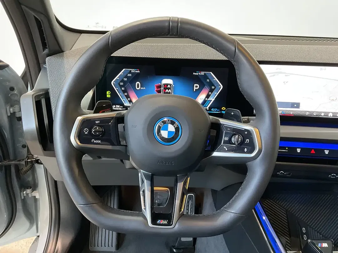 BMW X3 - Thumbnail 3
