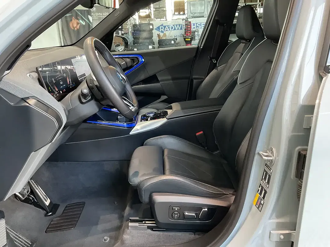BMW X3 - Thumbnail 6