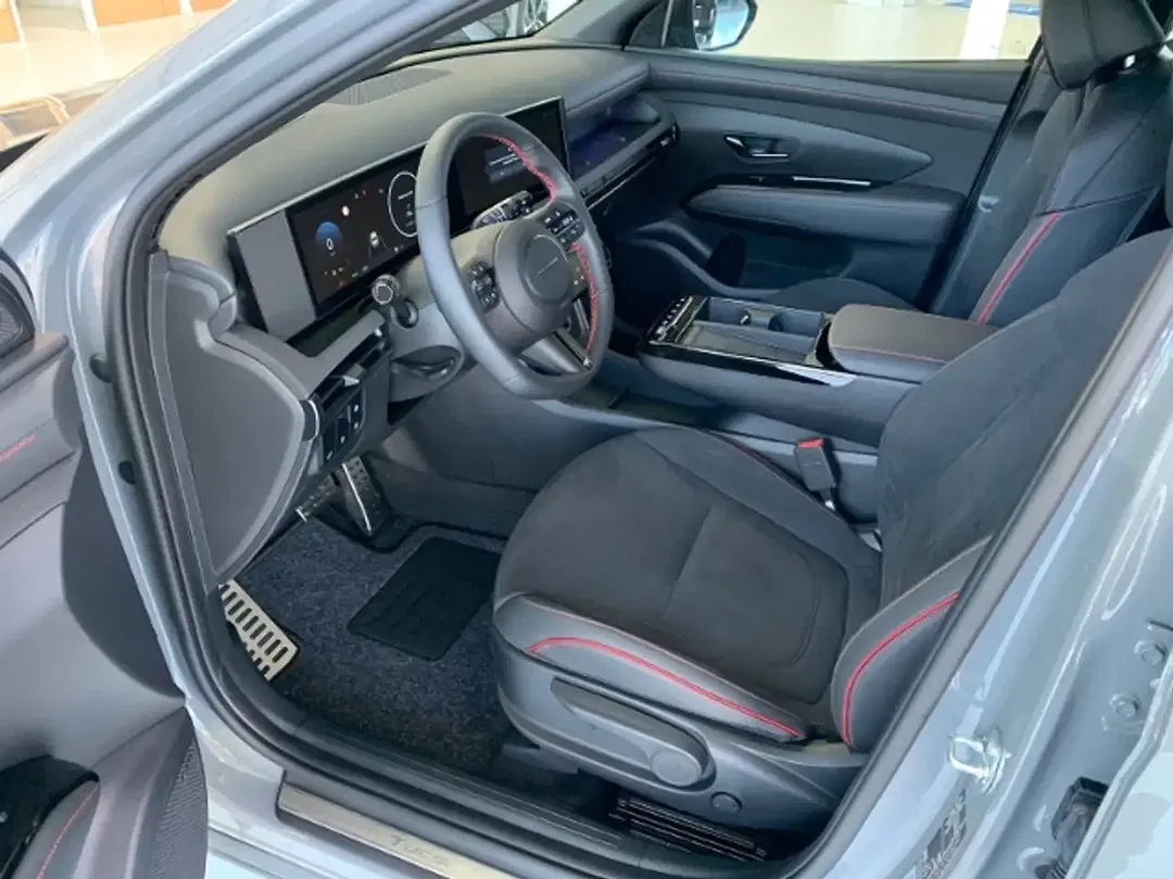 Hyundai TUCSON - Thumbnail 8