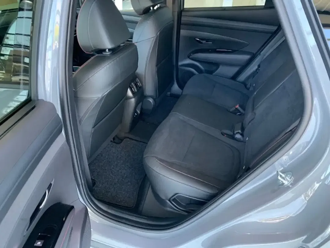 Hyundai TUCSON - Thumbnail 9