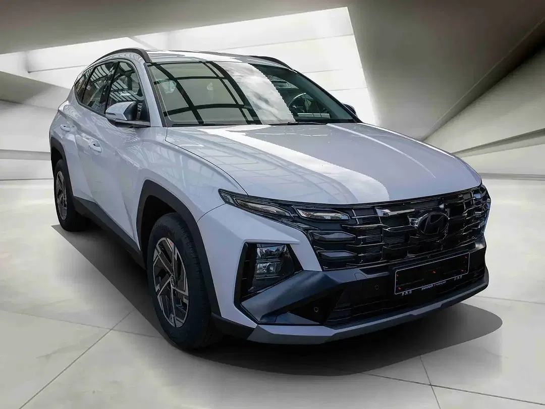 Hyundai TUCSON - Thumbnail 3