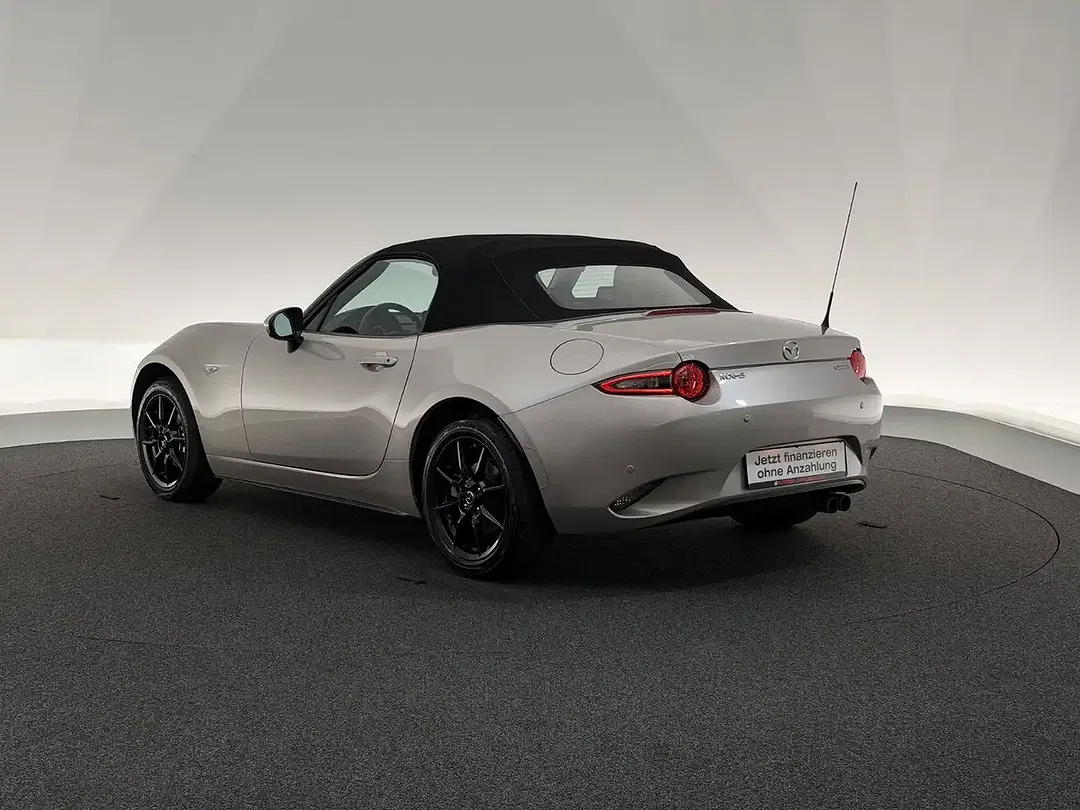 Mazda MX-5 - Thumbnail 14