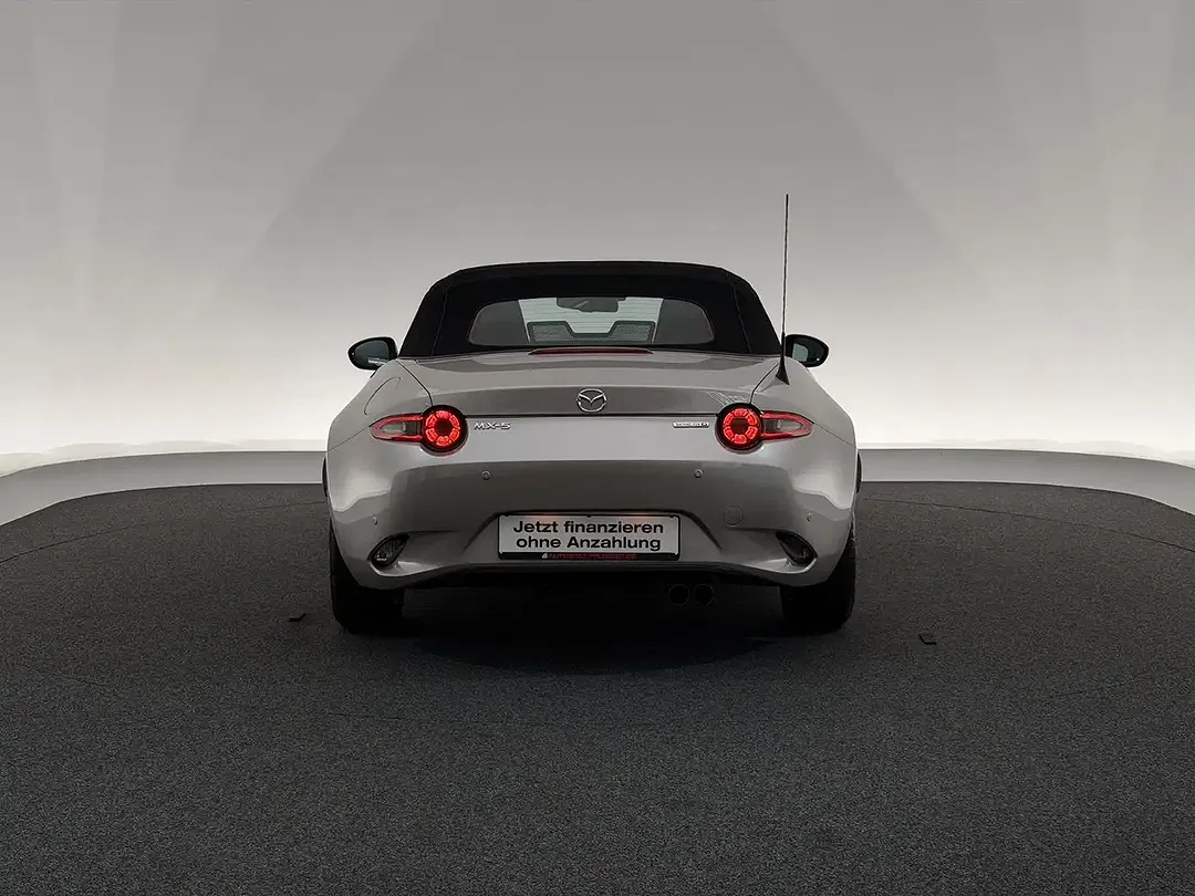 Mazda MX-5 - Thumbnail 15