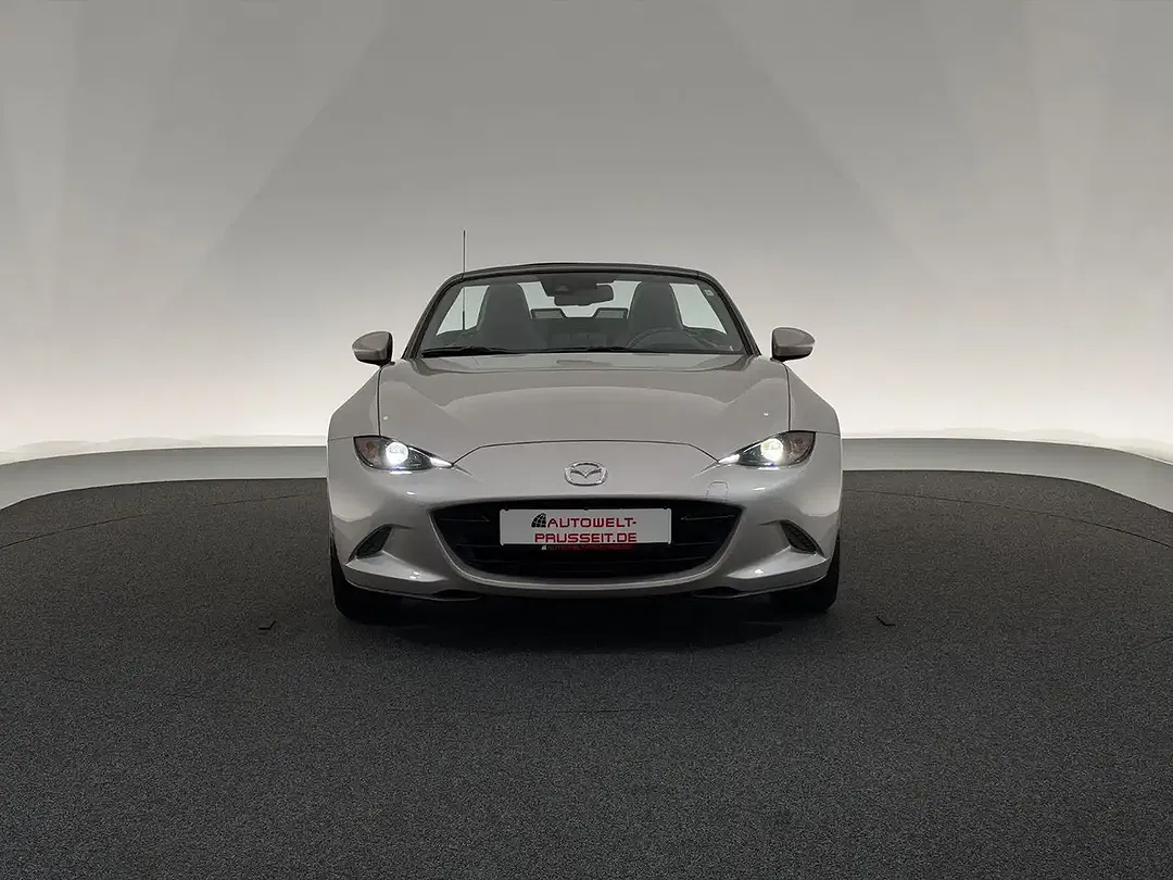 Mazda MX-5 - Thumbnail 2