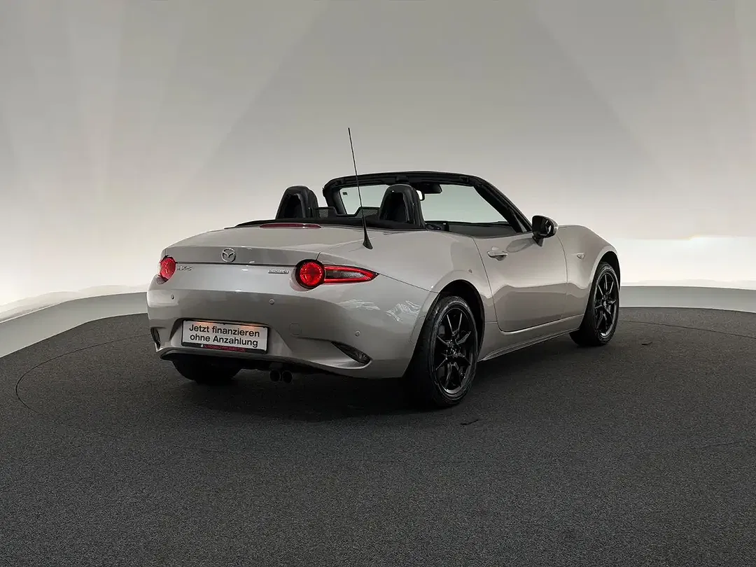Mazda MX-5 - Thumbnail 8