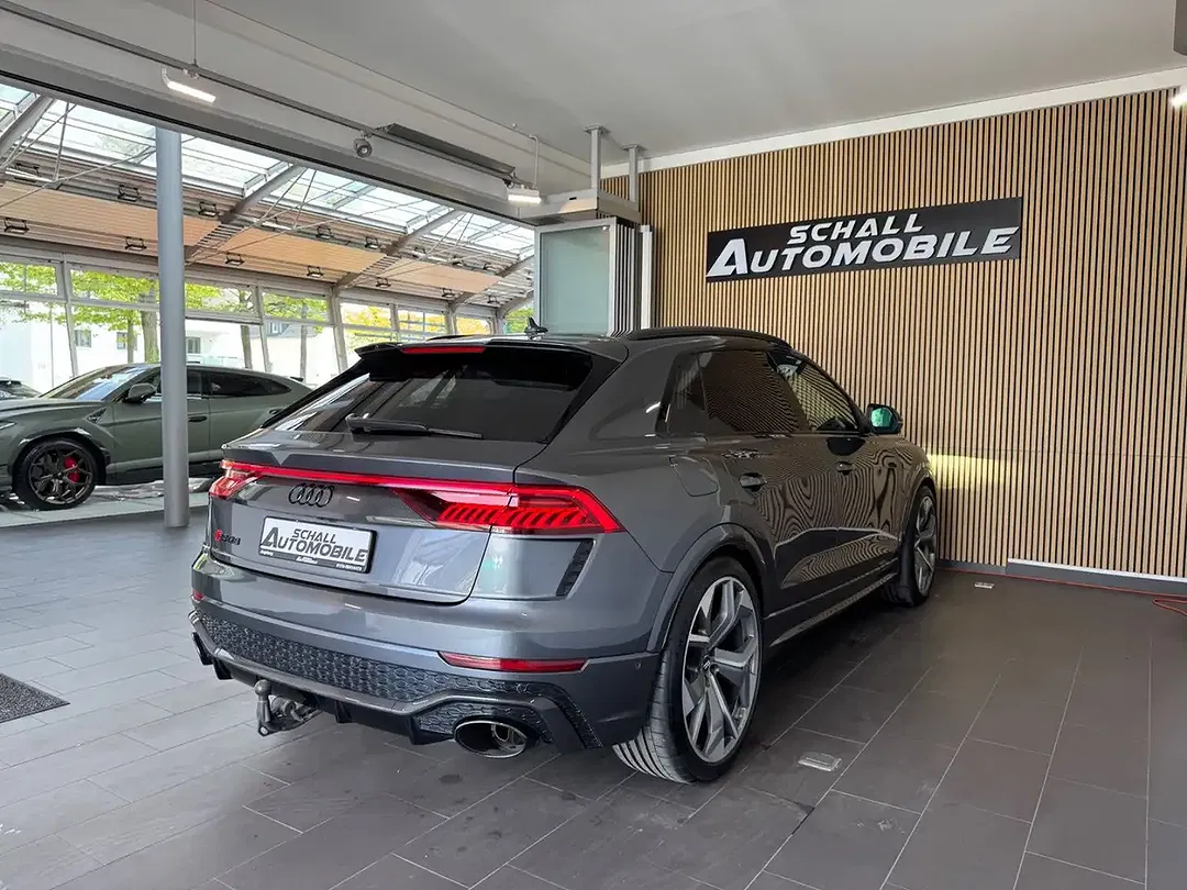 Audi RS Q8 - Thumbnail 7