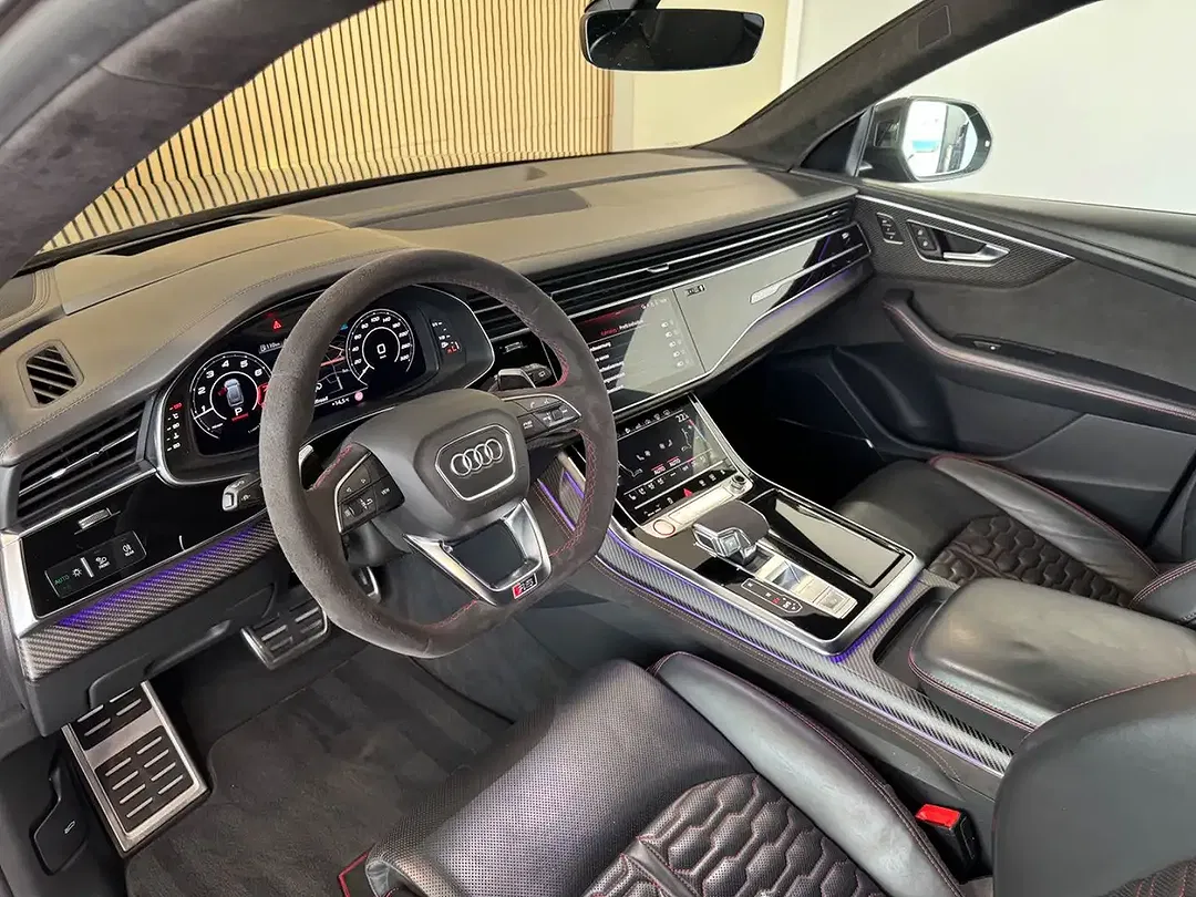 Audi RS Q8 - Thumbnail 9