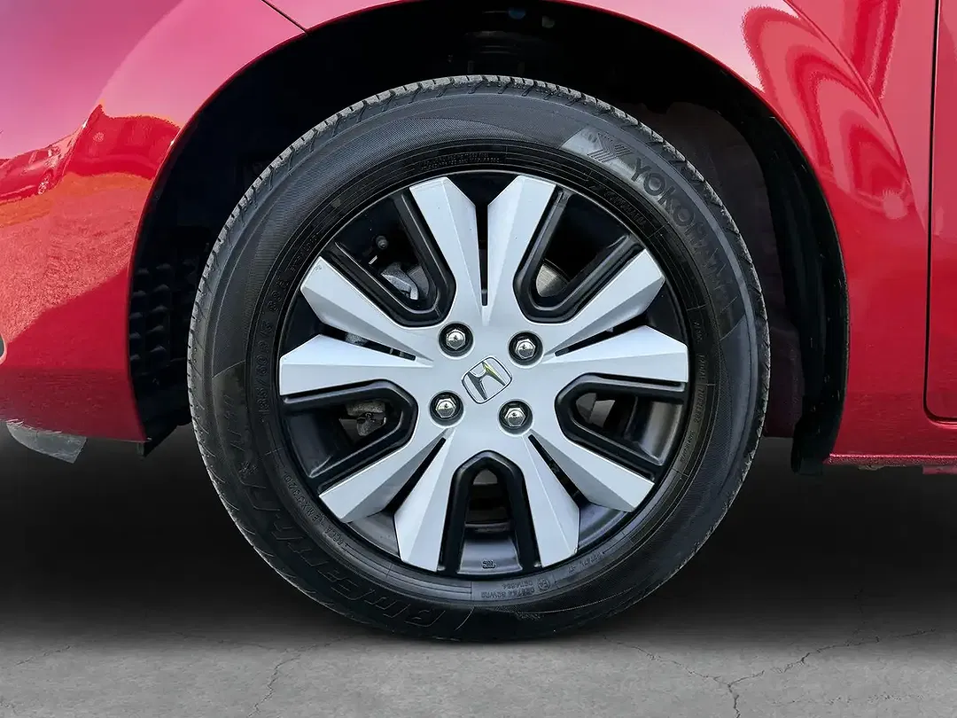 Honda Jazz - Thumbnail 3