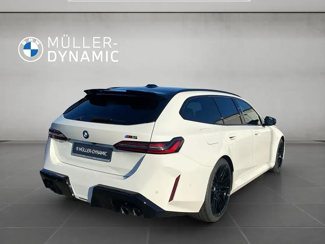 BMW M5 - Thumbnail 7