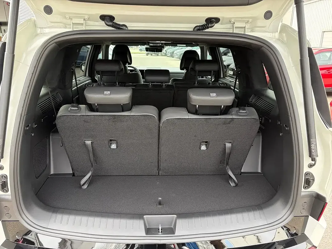 Hyundai SANTA FE - Thumbnail 15