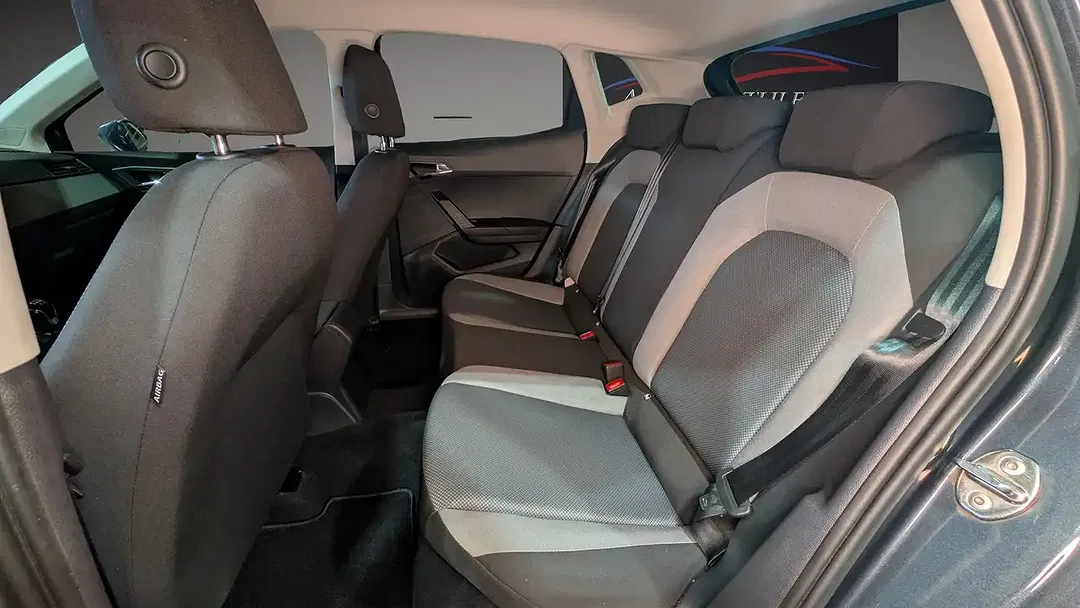 SEAT Ibiza - Thumbnail 10