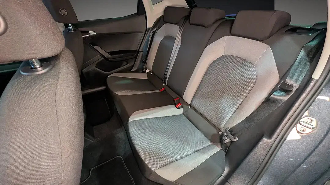 SEAT Ibiza - Thumbnail 11