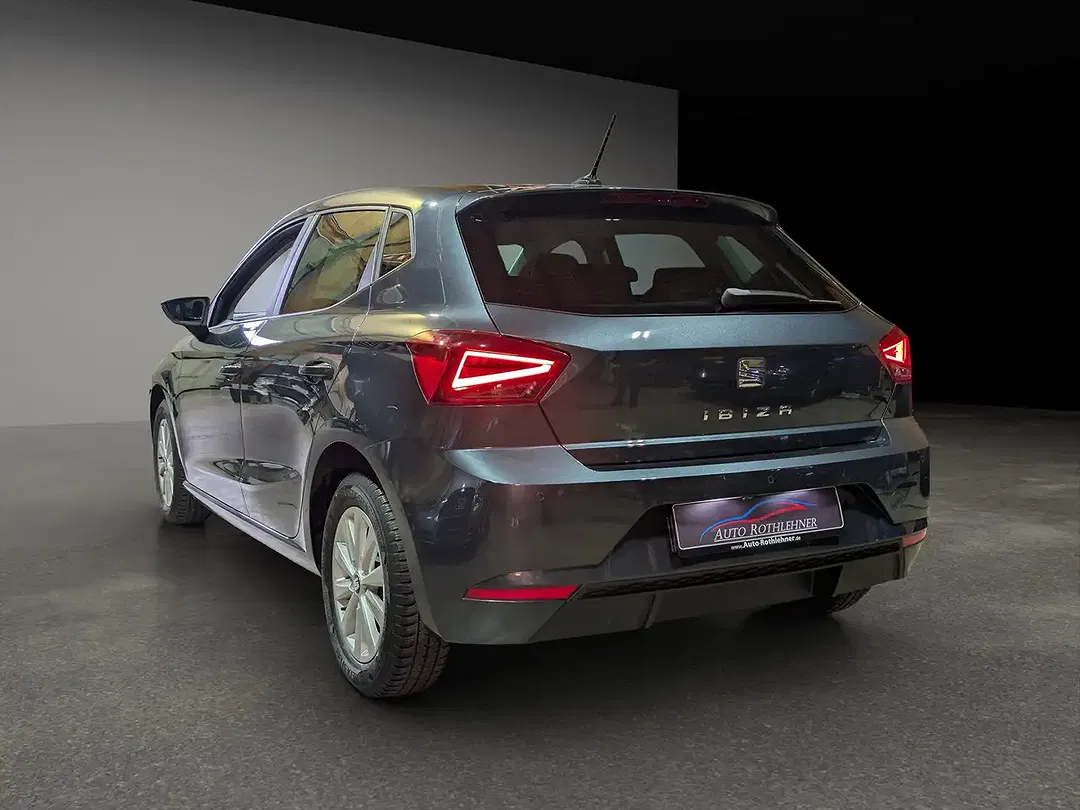 SEAT Ibiza - Thumbnail 3