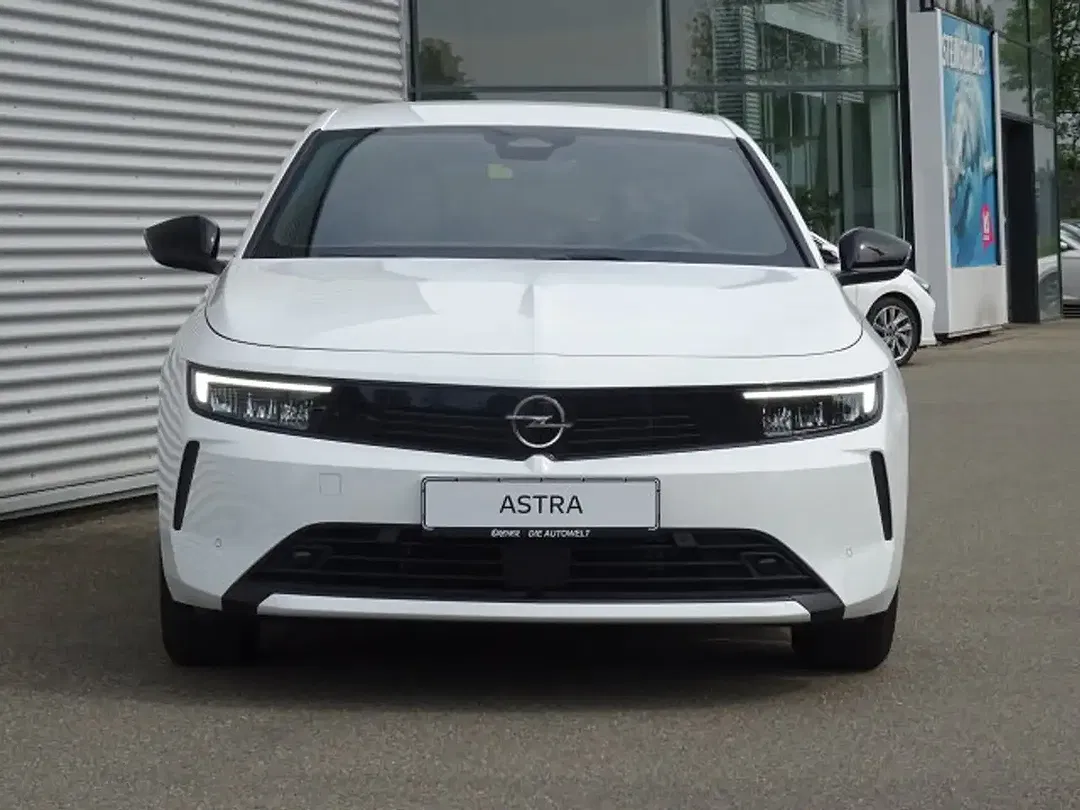 Opel Astra - Thumbnail 2