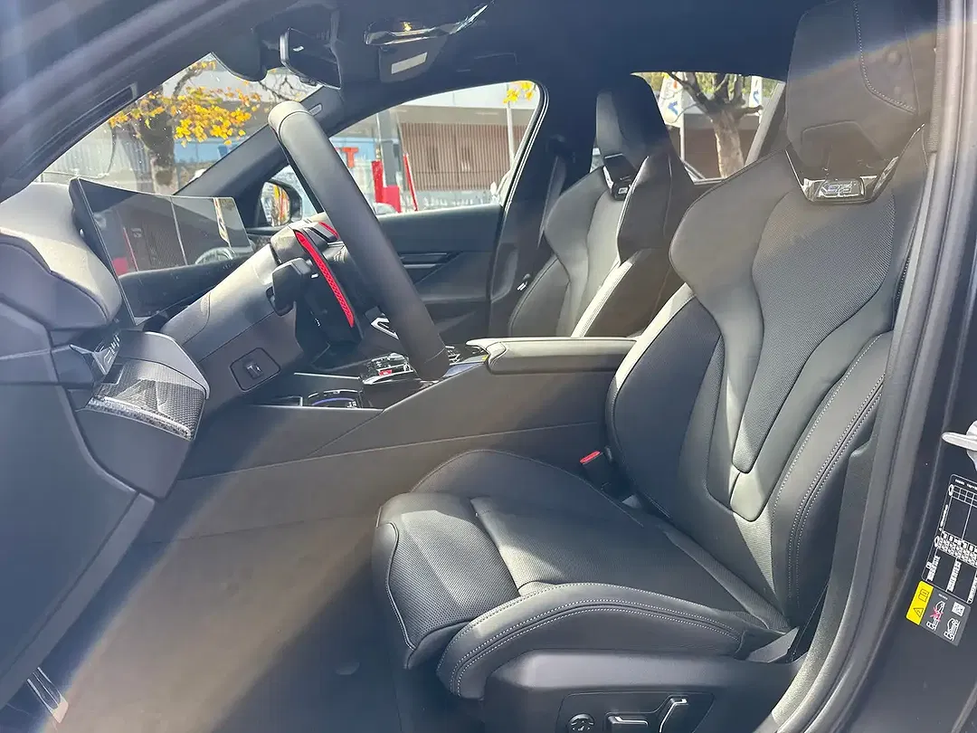 BMW M5 - Thumbnail 10
