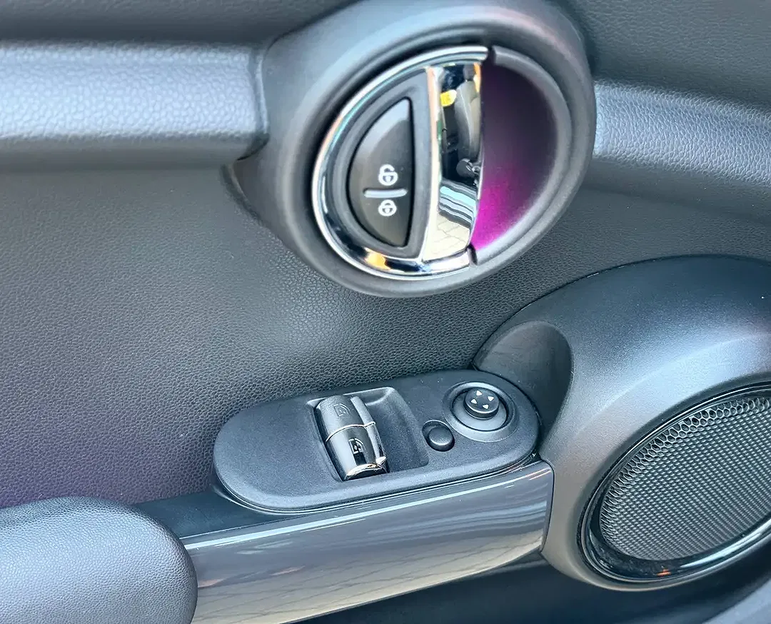 MINI Cooper - Thumbnail 12
