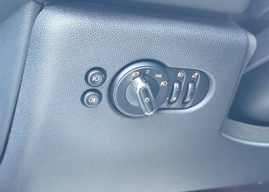MINI Cooper - Thumbnail 13
