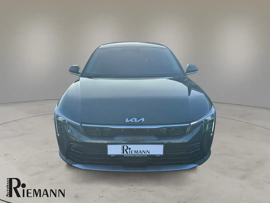 Kia K4 - Thumbnail 2
