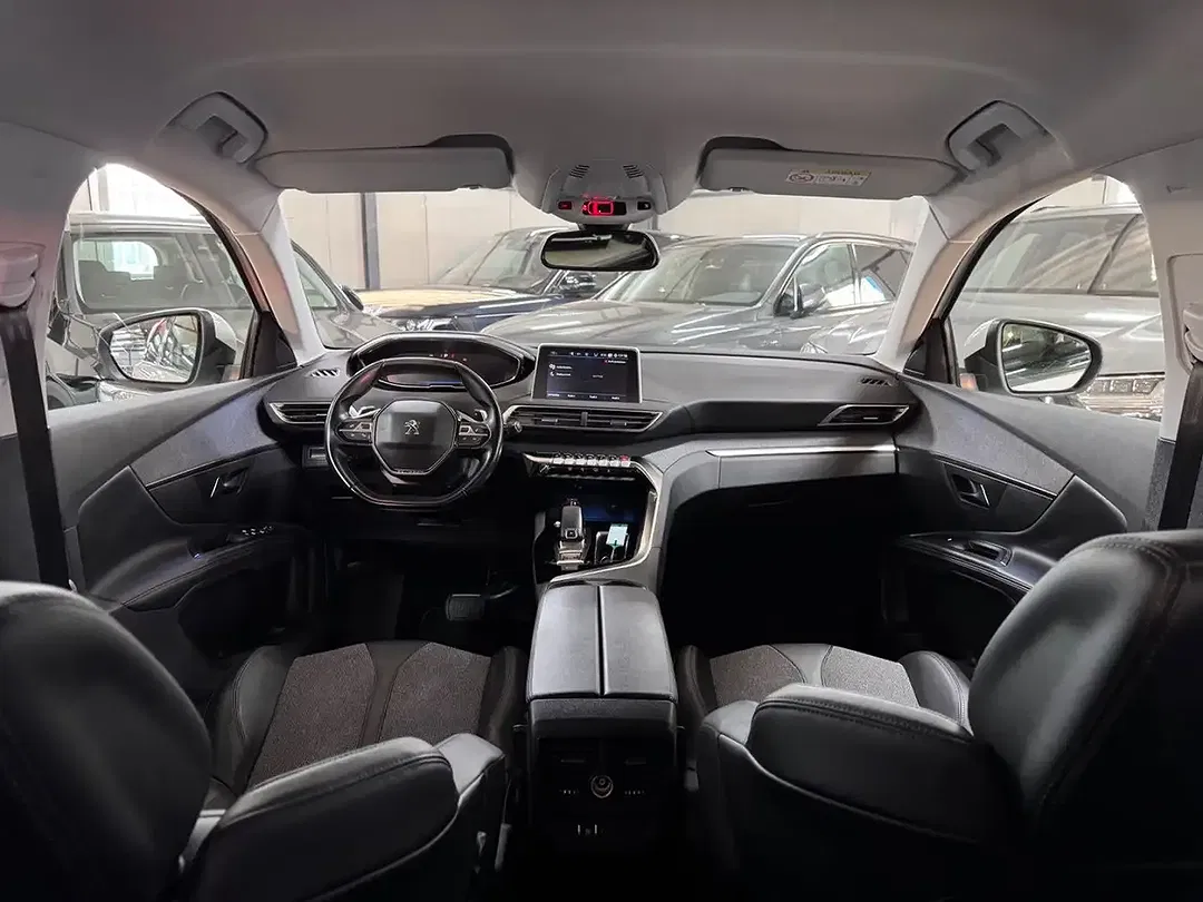 Peugeot 5008 - Thumbnail 10