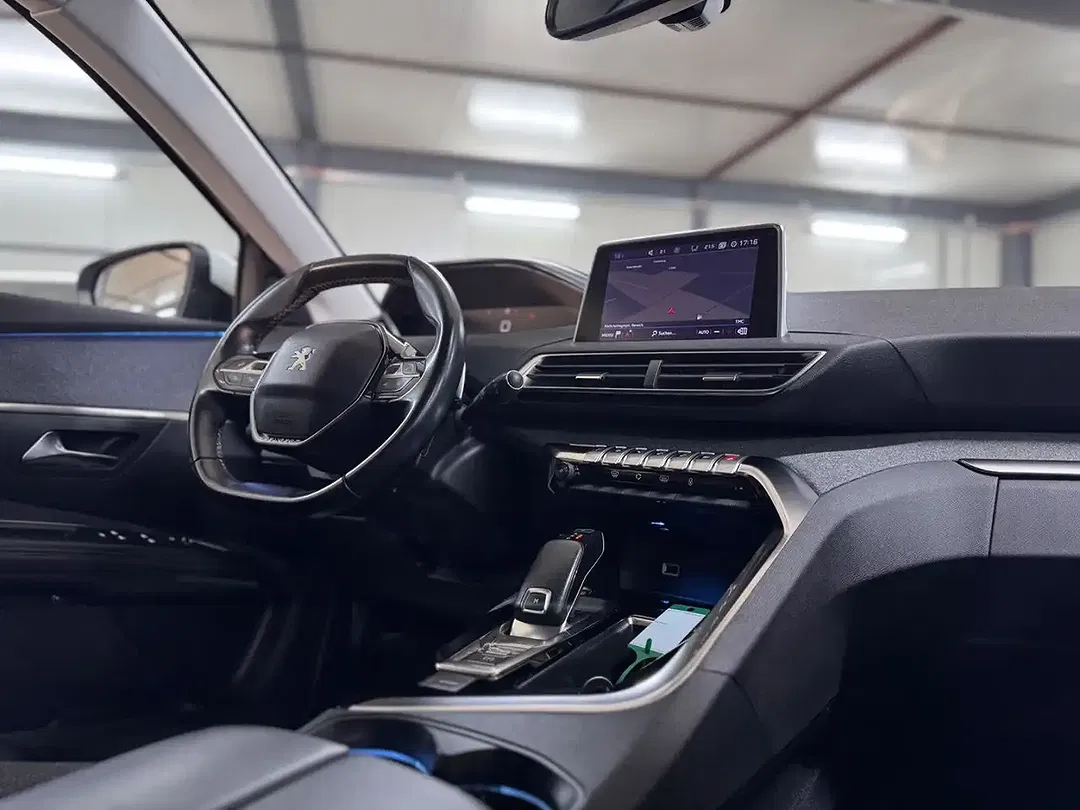 Peugeot 5008 - Thumbnail 11
