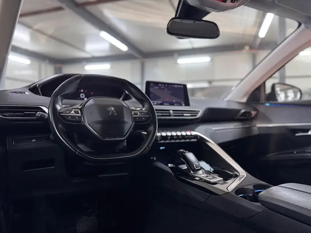 Peugeot 5008 - Thumbnail 12