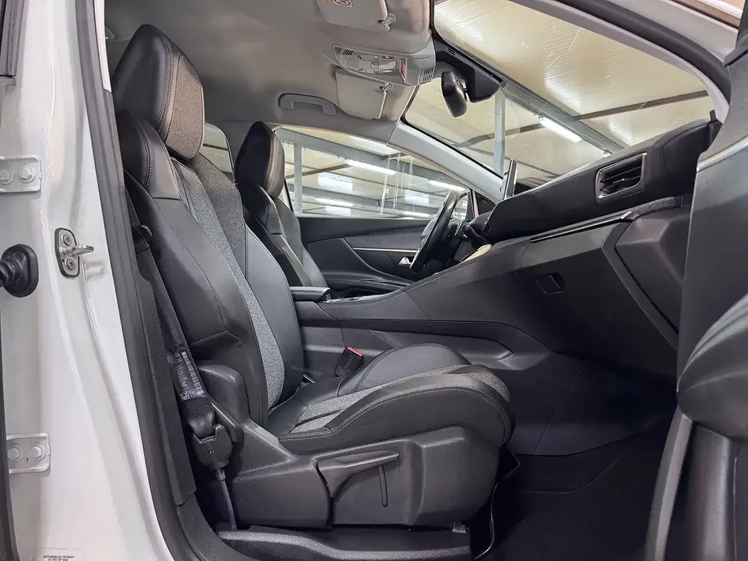 Peugeot 5008 - Thumbnail 6