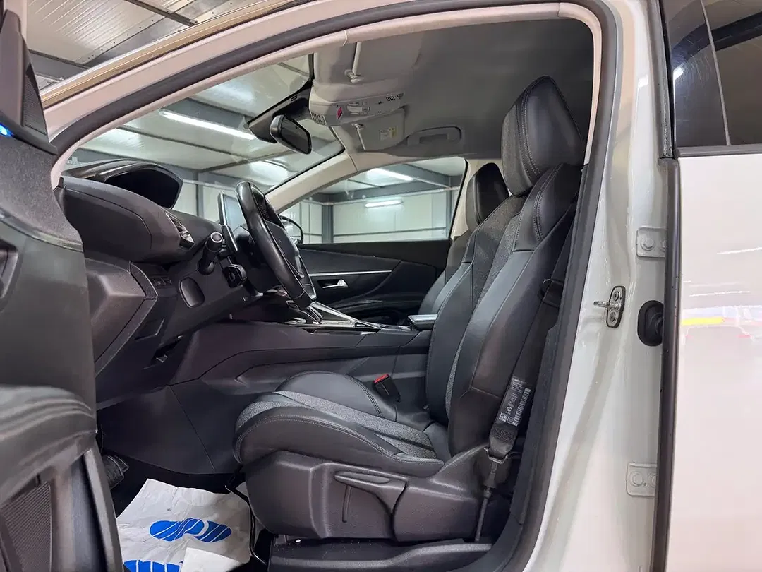 Peugeot 5008 - Thumbnail 8