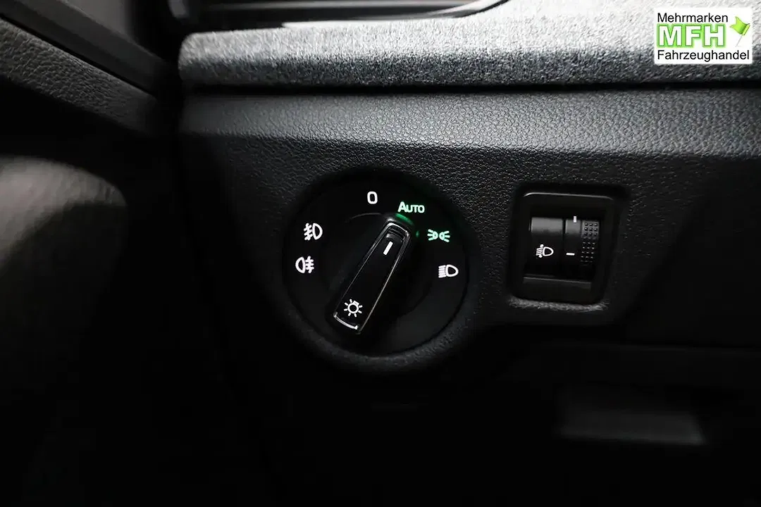 Skoda Kamiq - Thumbnail 8