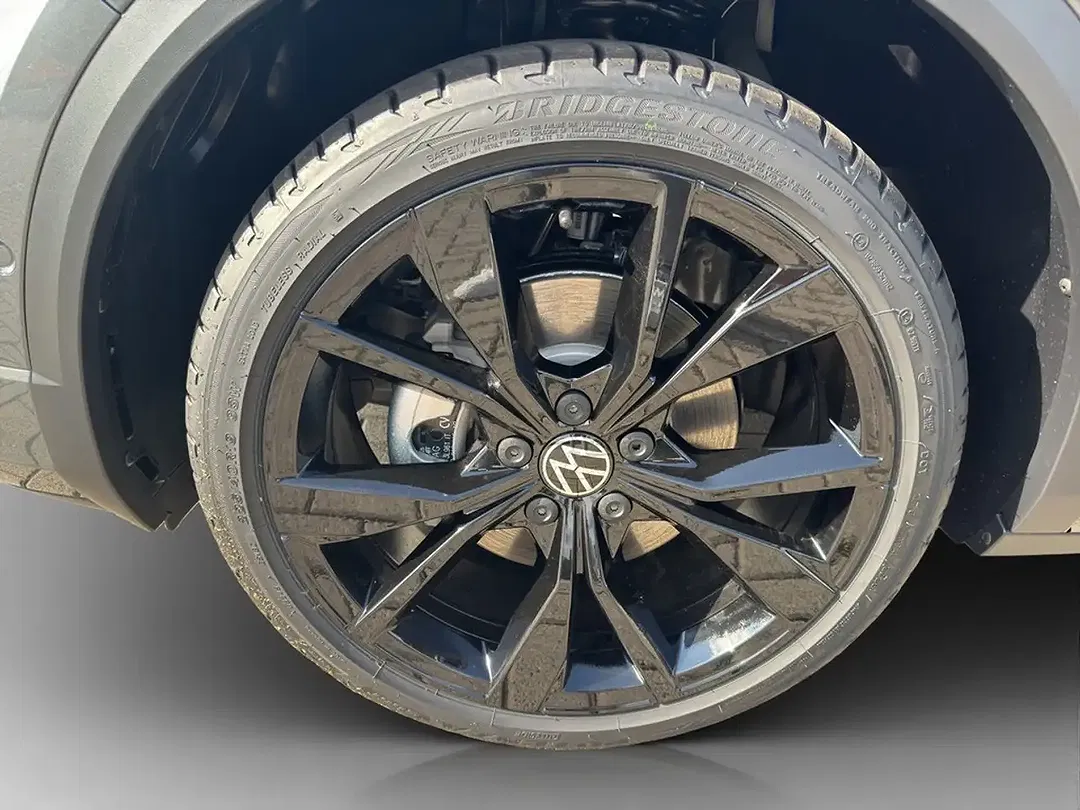 Volkswagen T-Roc - Thumbnail 16