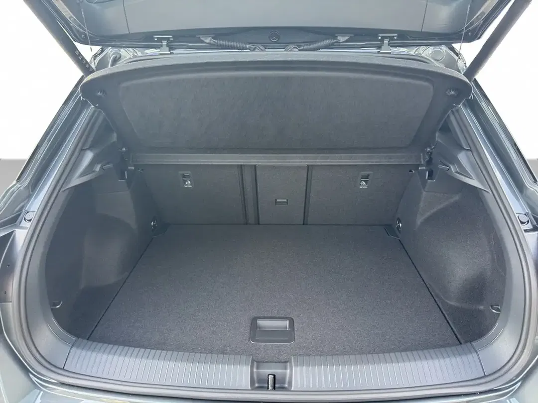 Volkswagen T-Roc - Thumbnail 7