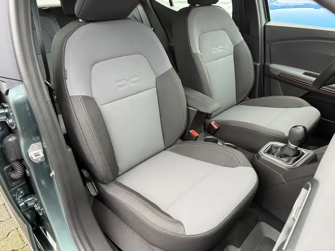 Dacia Sandero - Thumbnail 23