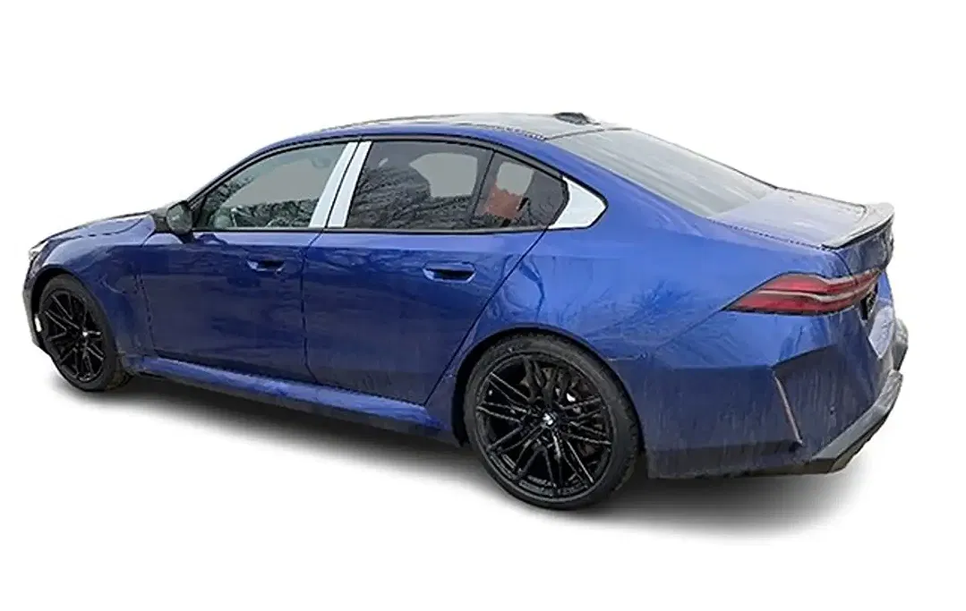 BMW M5 - Thumbnail 4